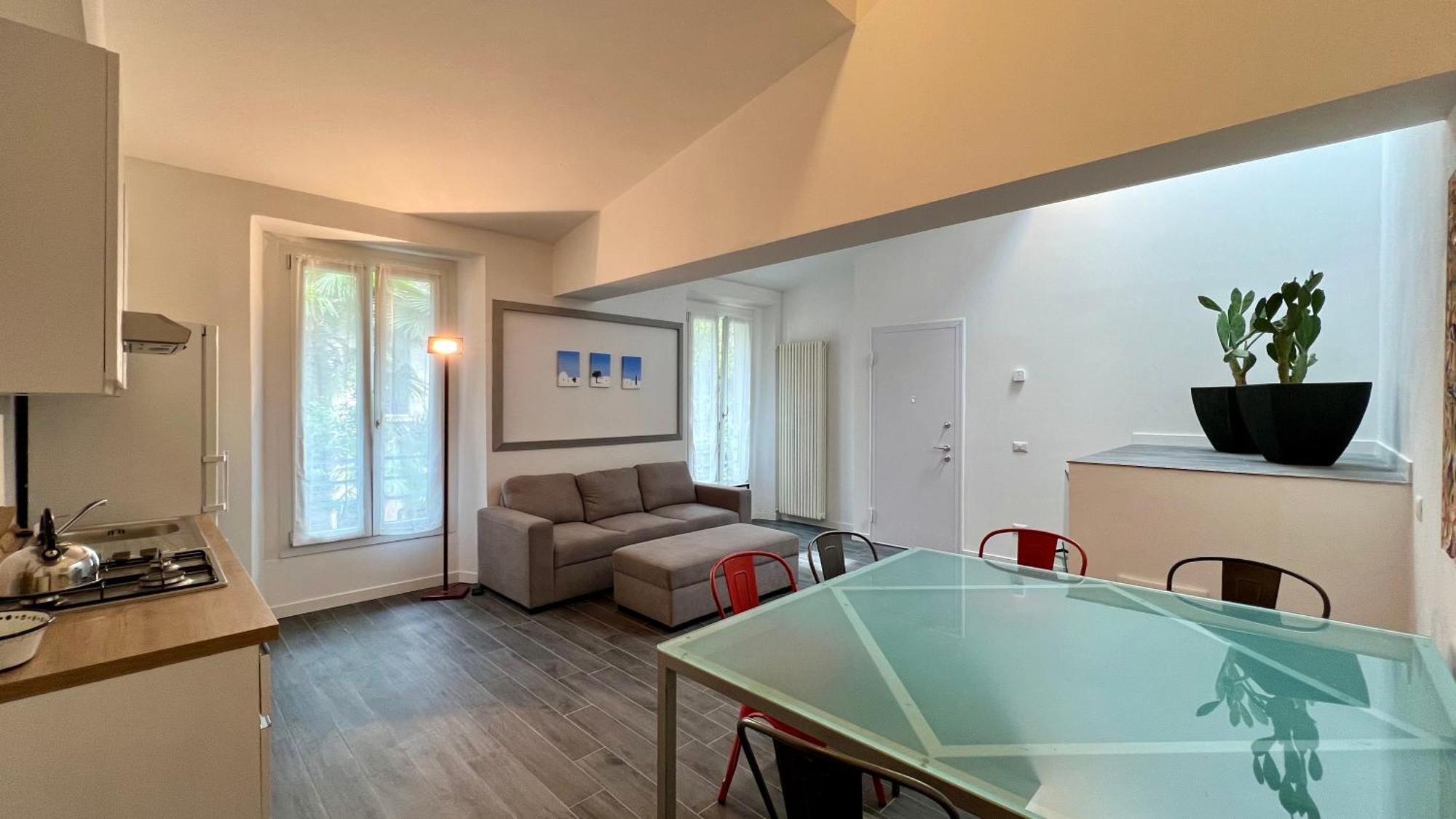 Meschihouse - Liberty 25 Apartment Lecco Ngoại thất bức ảnh